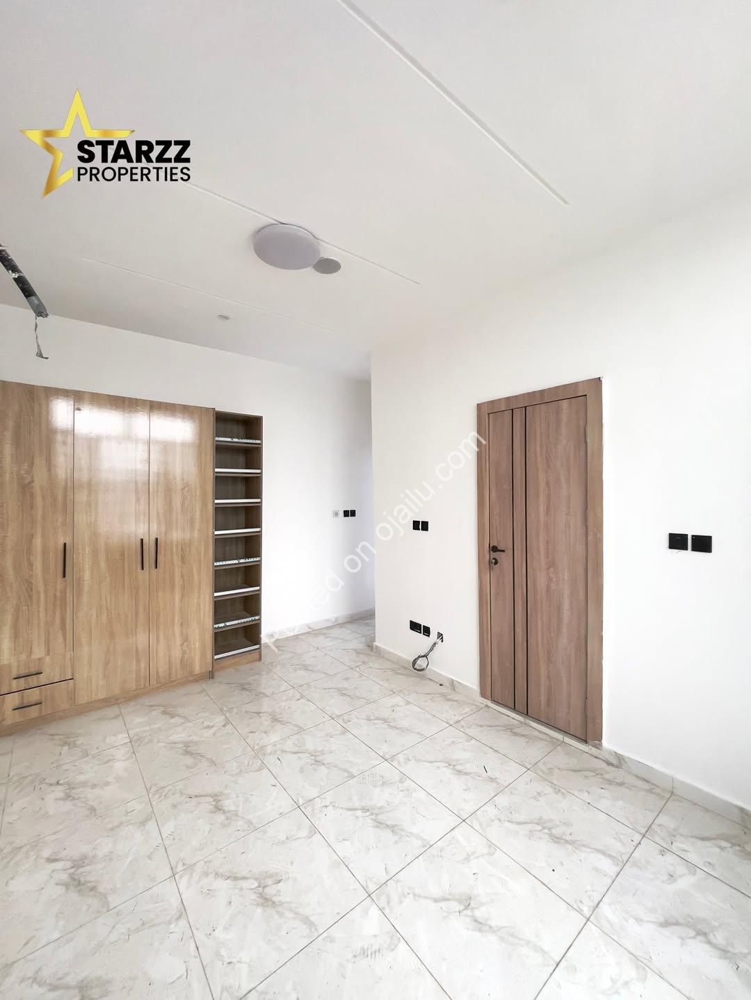 Lekki’s Ultimate 2-Bedroom Sanctuary with Pool & Gym