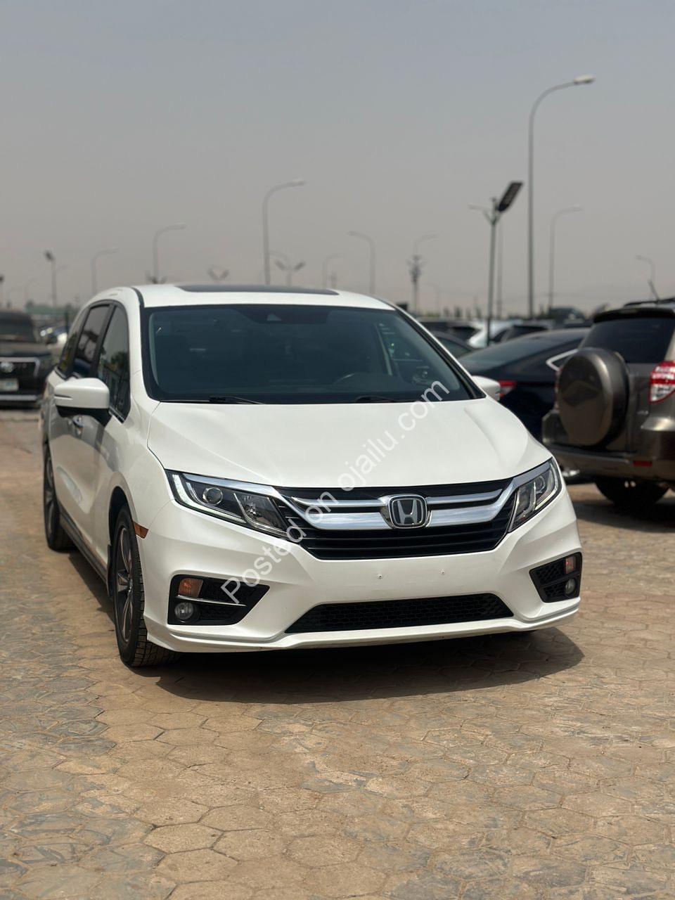 Flawless 2016 Corolla: Buy & Drive Today!