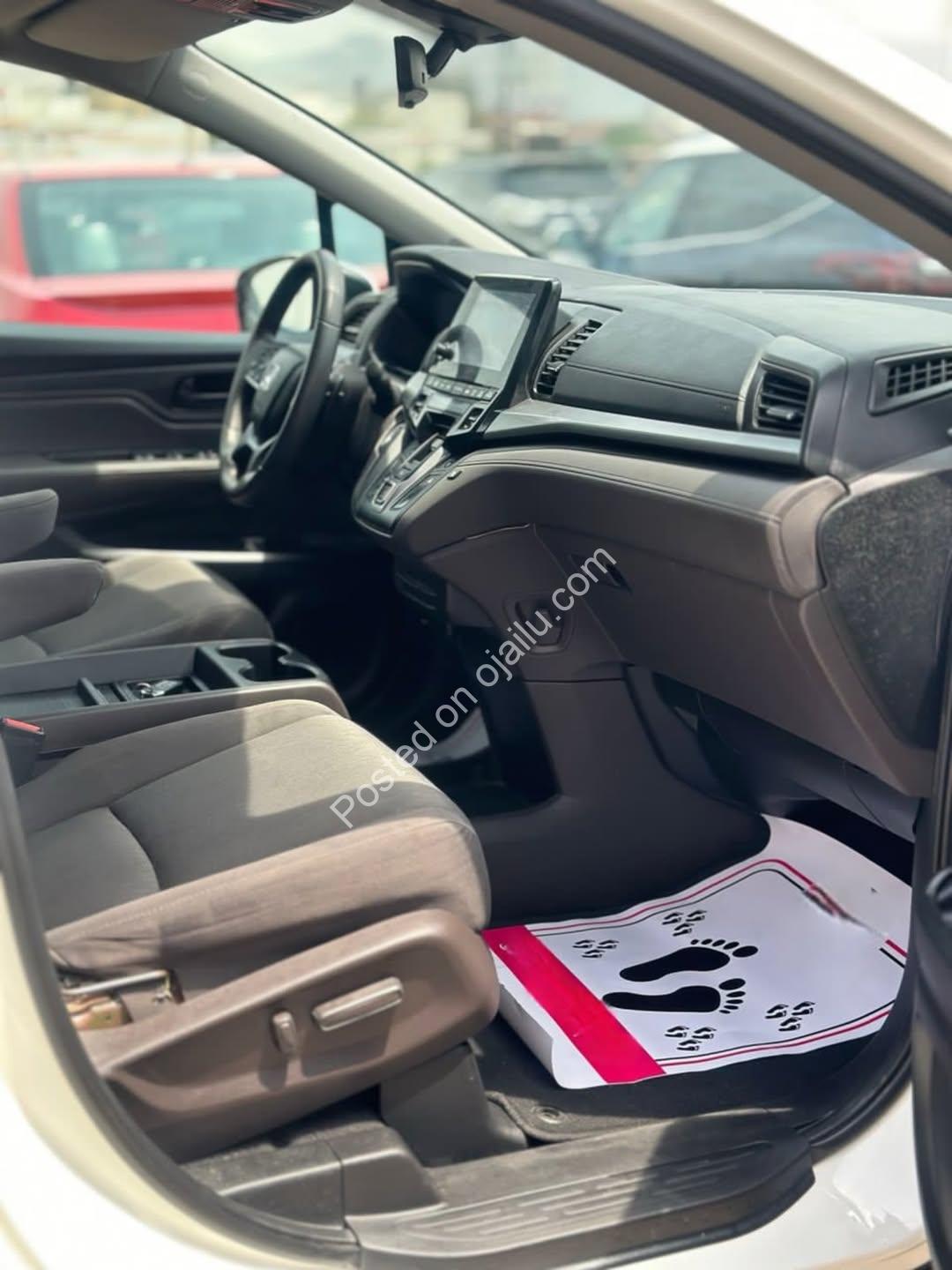 2019 Honda Odyssey: Perfect Condition, Ready to Drive