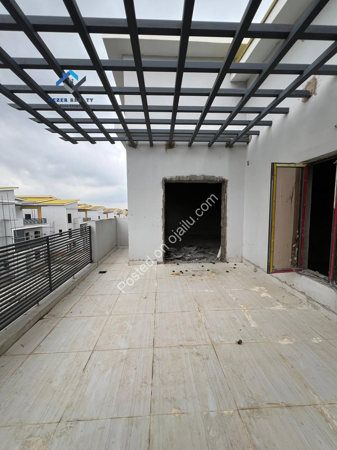 5-Bed Katampe Estate Gem: Luxury, Security & Serenity