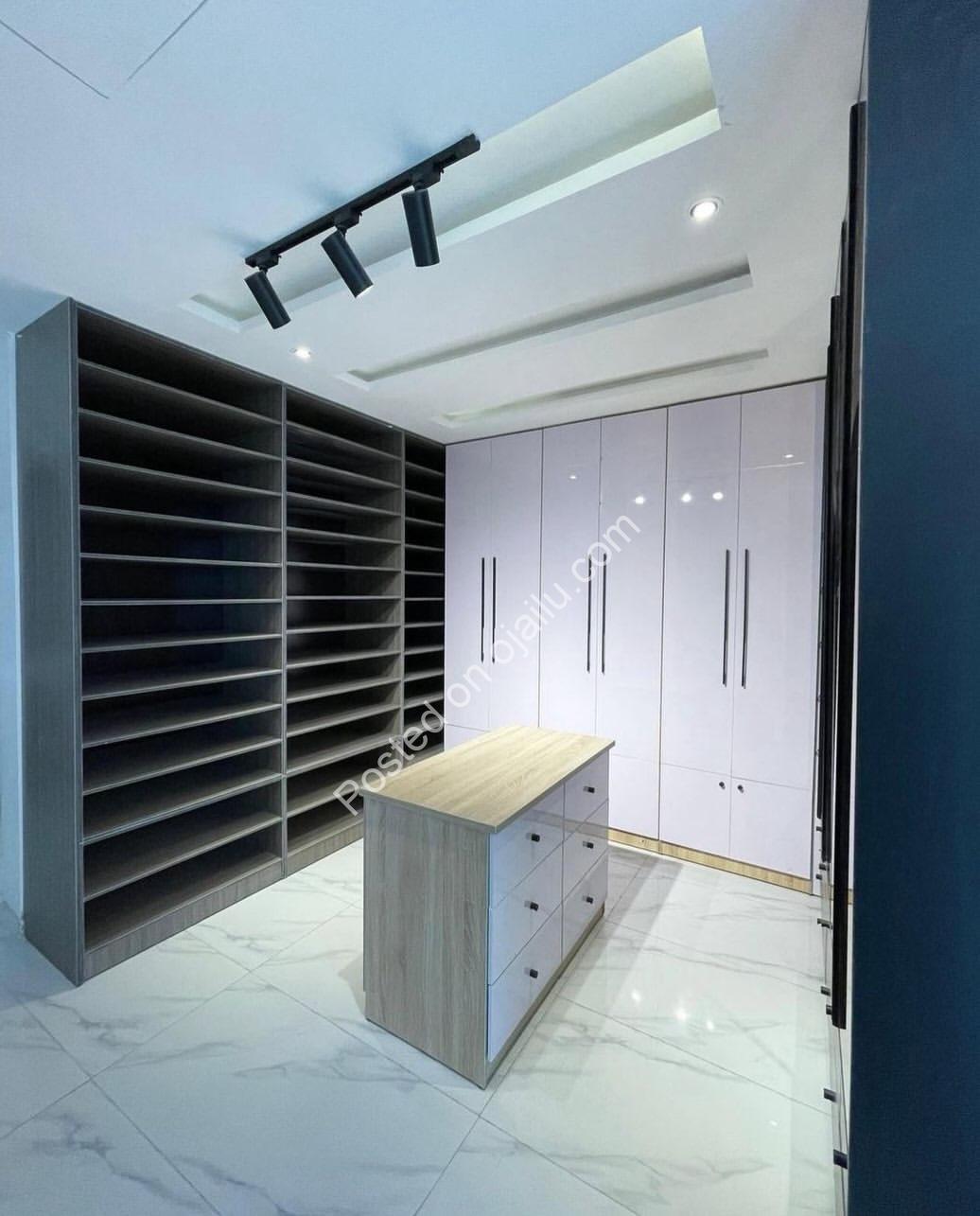 Opulent 5-Bed Duplex with Pool & Cinema in Lekki