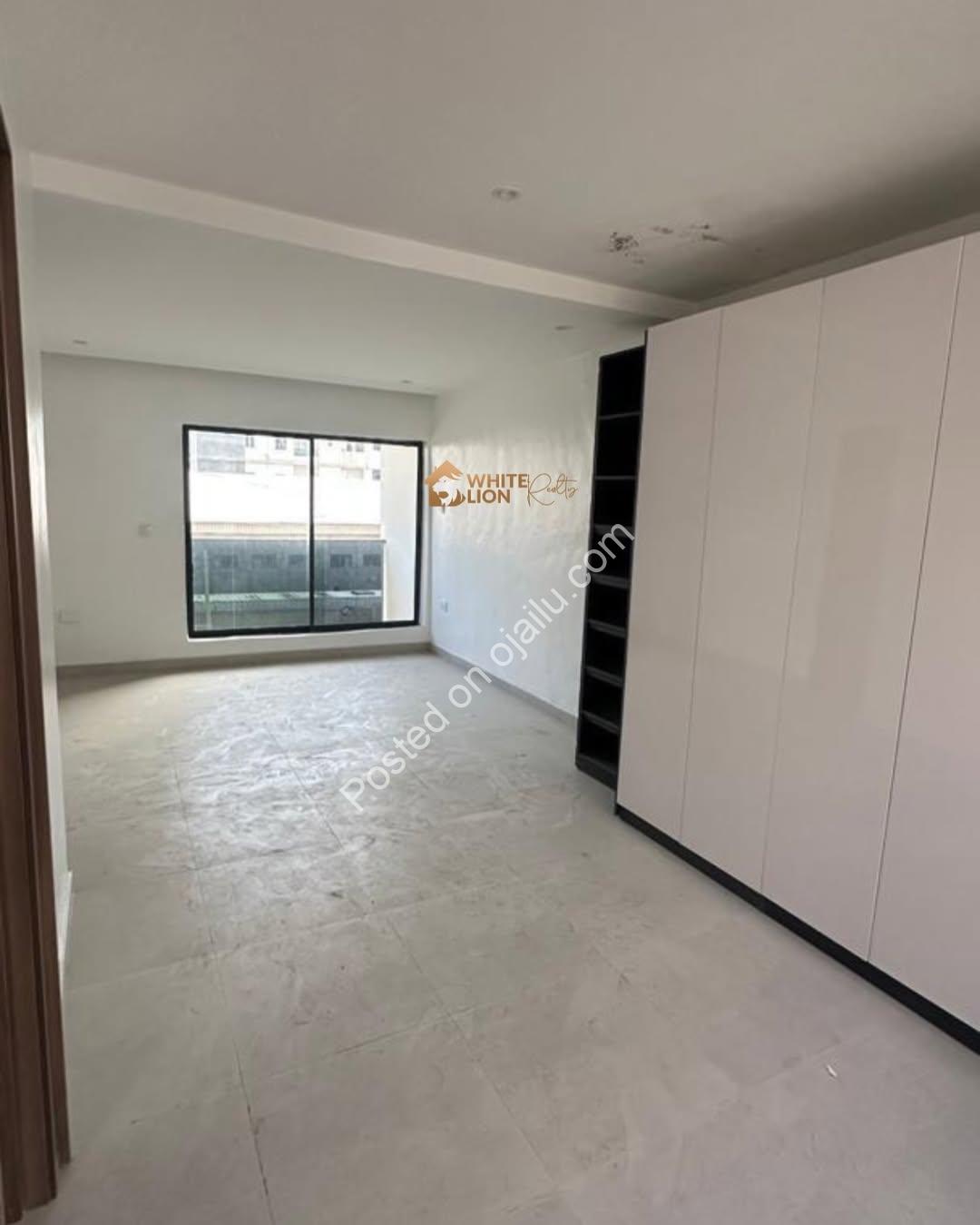 Lekki’s Finest: 4-Bed Terrace Duplex with Jacuzzi & C of O