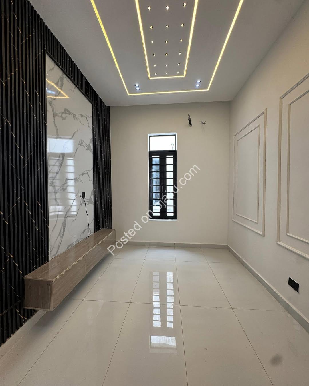 Lekki’s Ultimate 5-Bedroom Estate with Resort-Style Pool