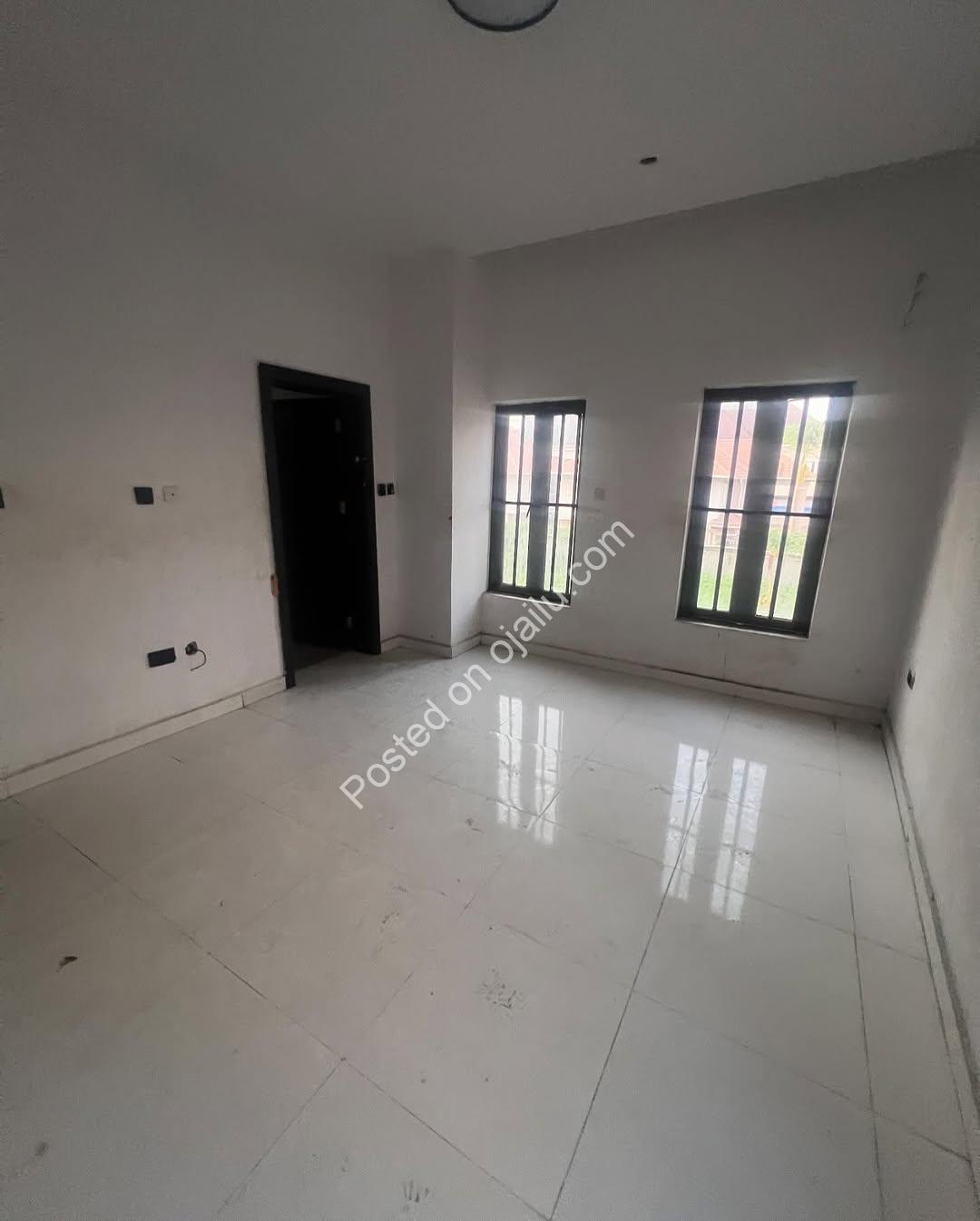 Lekki’s Finest: 3-Bedroom Haven with Pool & En-Suites