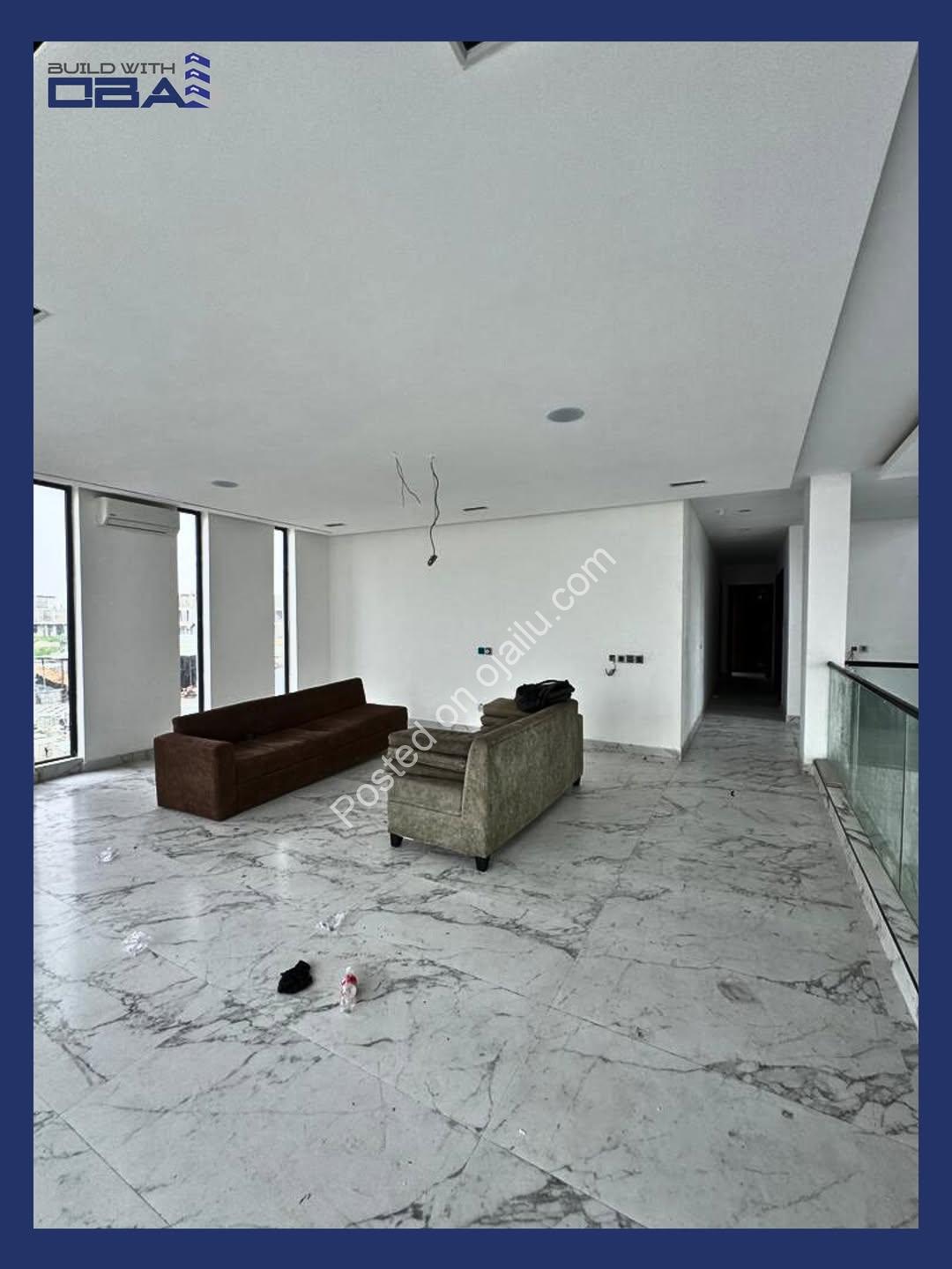 Osapa’s Grand 5-Bed Mansion with Private Pool & Cinema