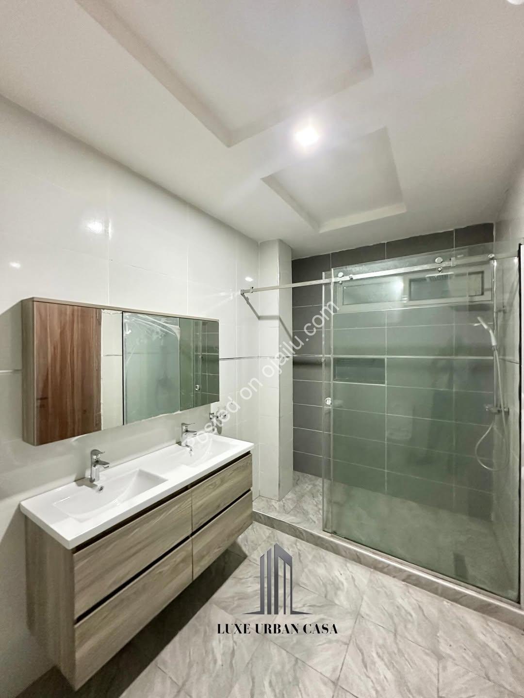 Ikate Penthouse: 4 Beds, Pool & Epic Terrace