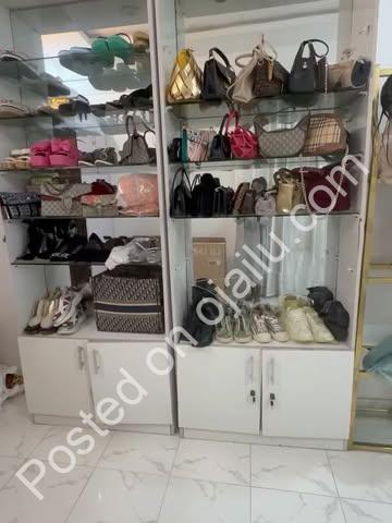 Stylish Bag Shelves: Organize in Elegance