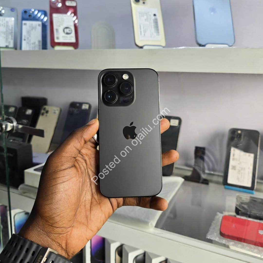 Unlock iPhone 14 Pro 256GB Black – 85% Battery & Freebies!