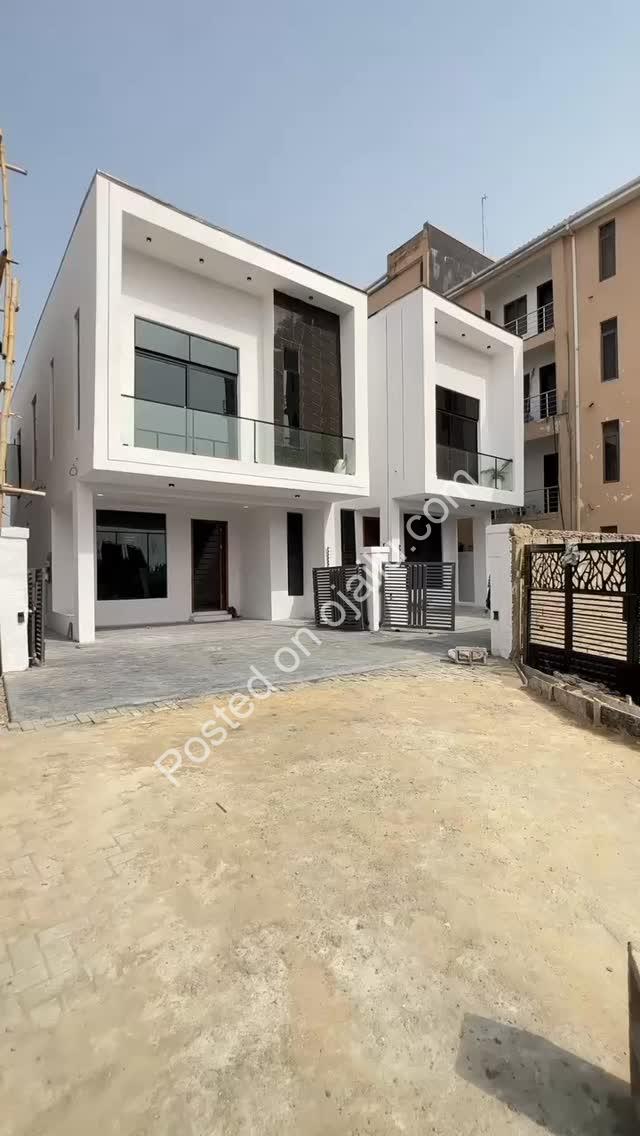 Stunning 4-Bed Ikota Duplex: Modern Living Awaits