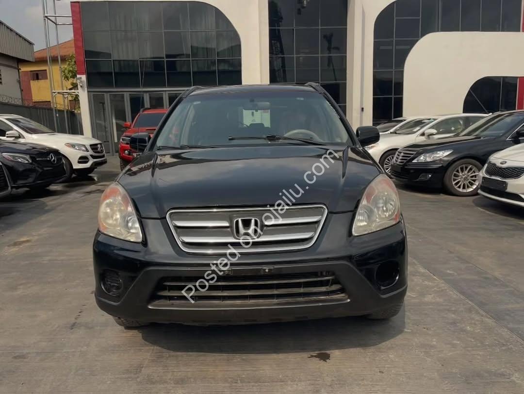 2005 Honda CR-V: Reliable & Ready, Lagos-Registered