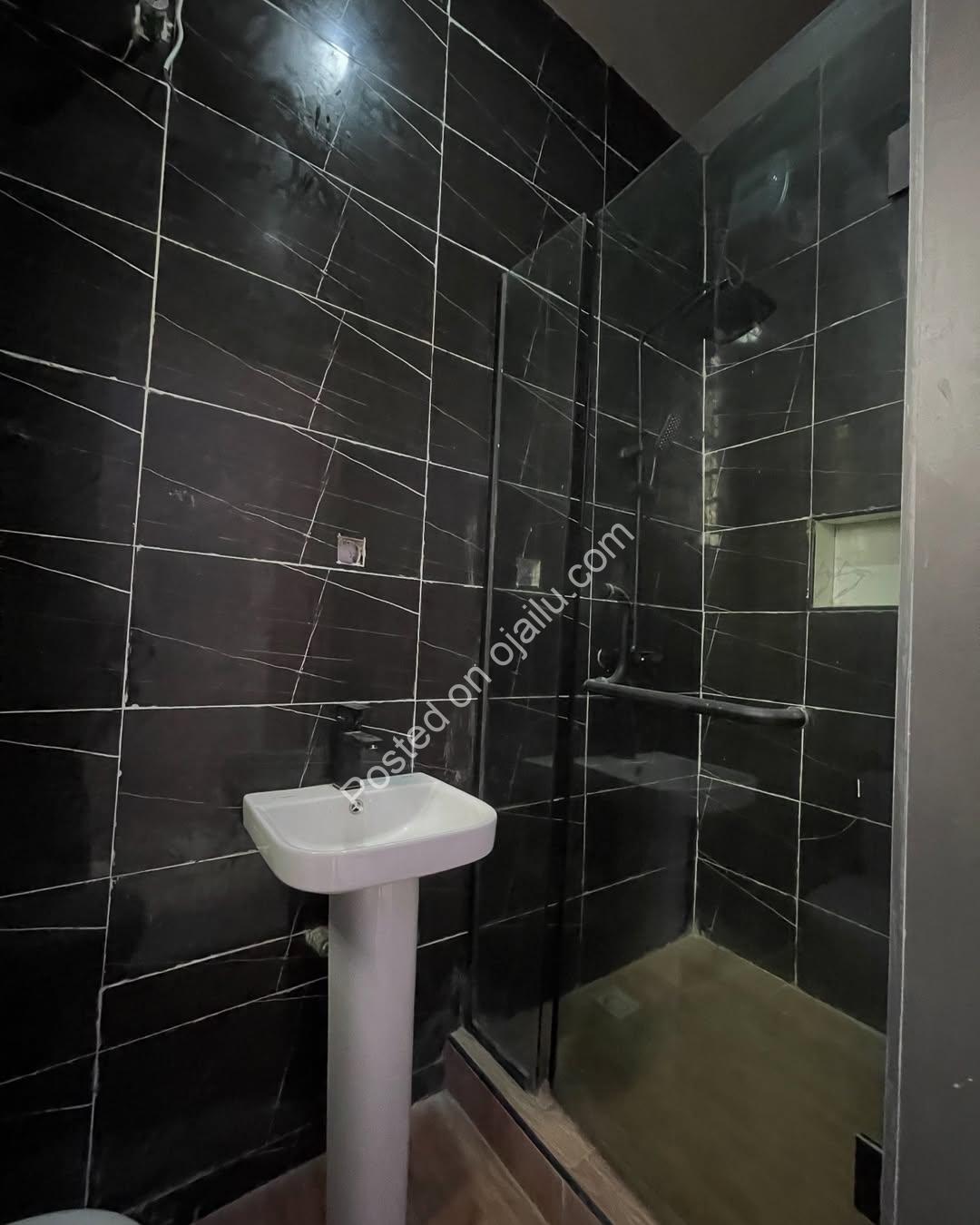 Elegant 4-Bed Duplex in Ikota with Jacuzzi & Premium Finishes