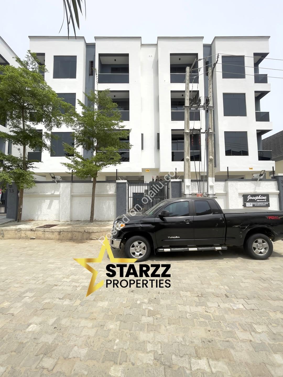 Lekki’s Ultimate 2-Bedroom Sanctuary with Pool & Gym