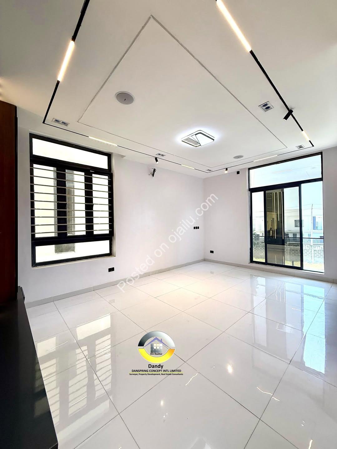 Fully Automated 5-Bedroom Haven with Pool in Lekki