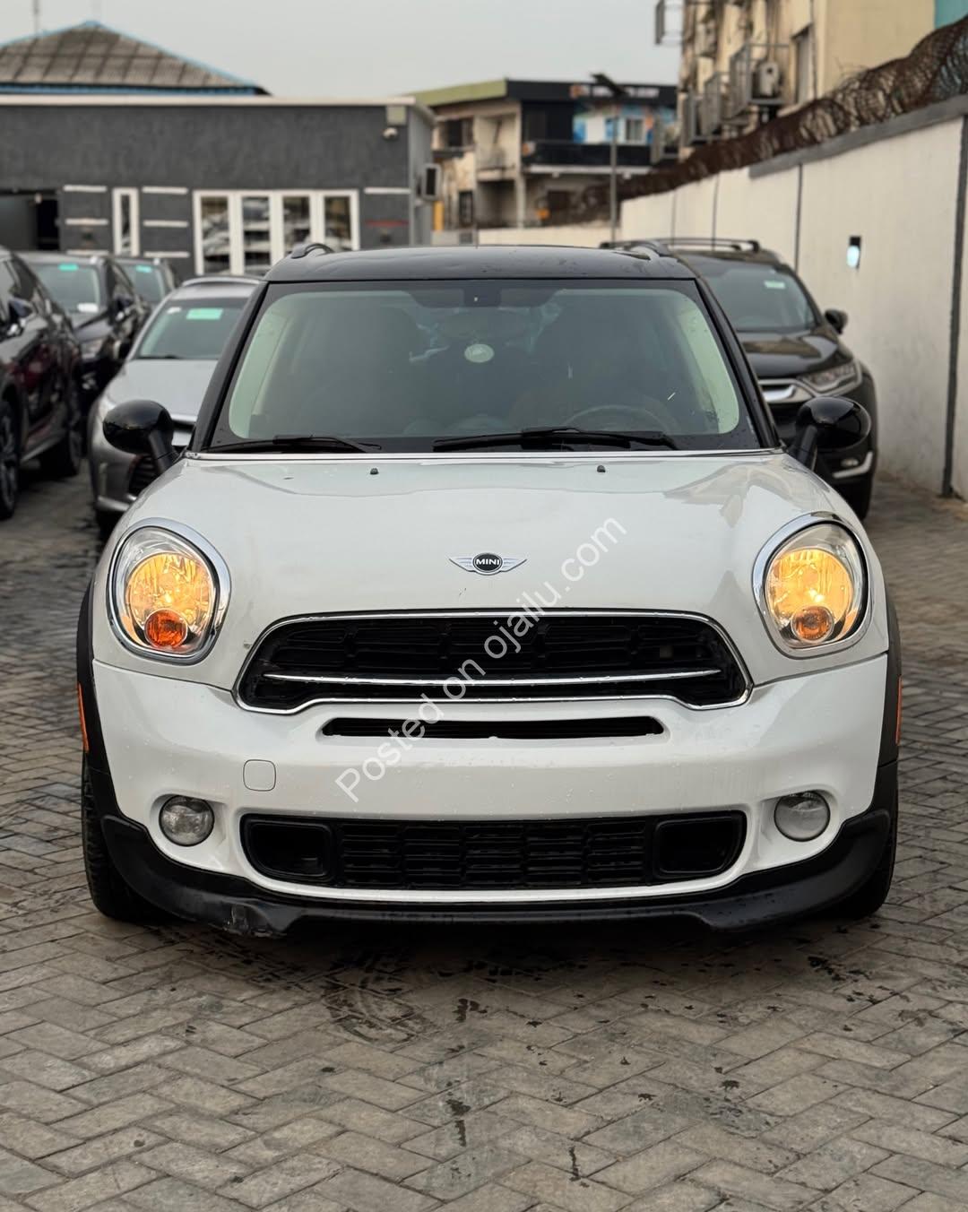 Luxury SUV: Keyless-GO & Premium Tech