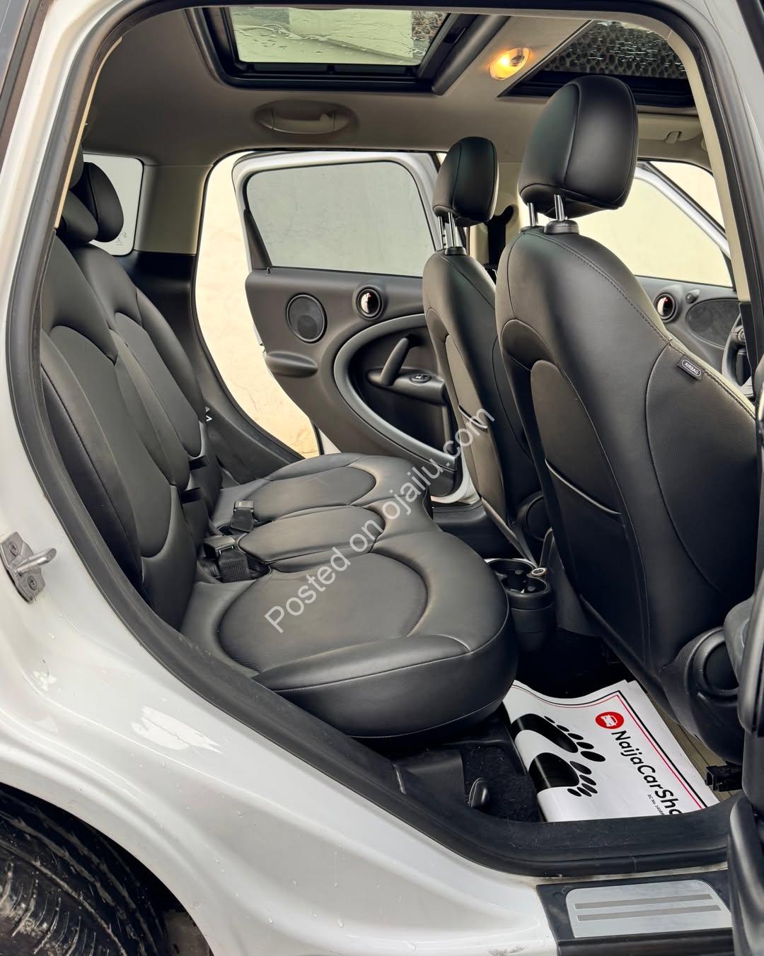 Luxury SUV: Keyless-GO & Premium Tech