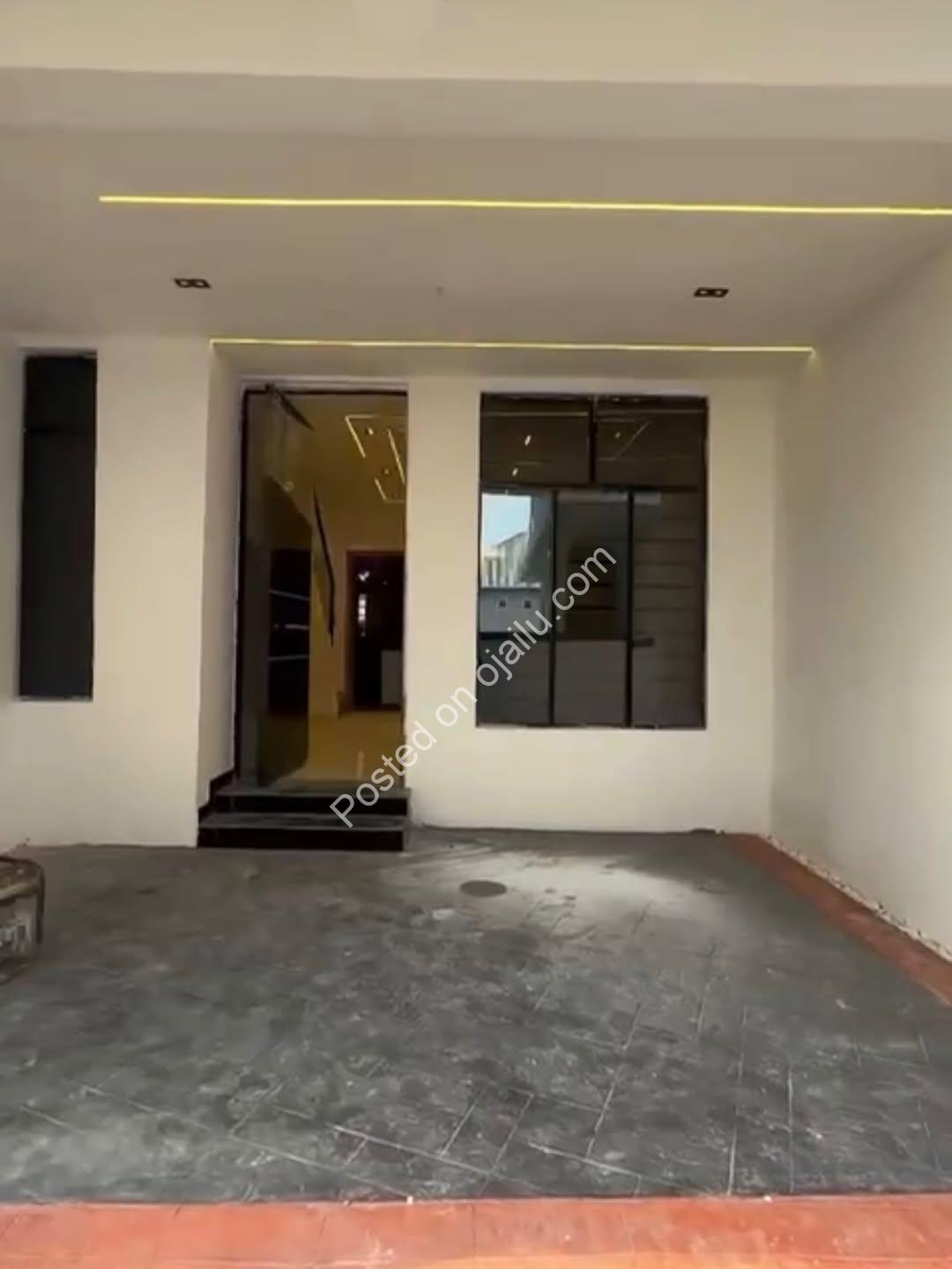 Lavish 3BR Ikota Retreat with Premium Finishes