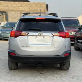 2014 Toyota RAV4: Pristine