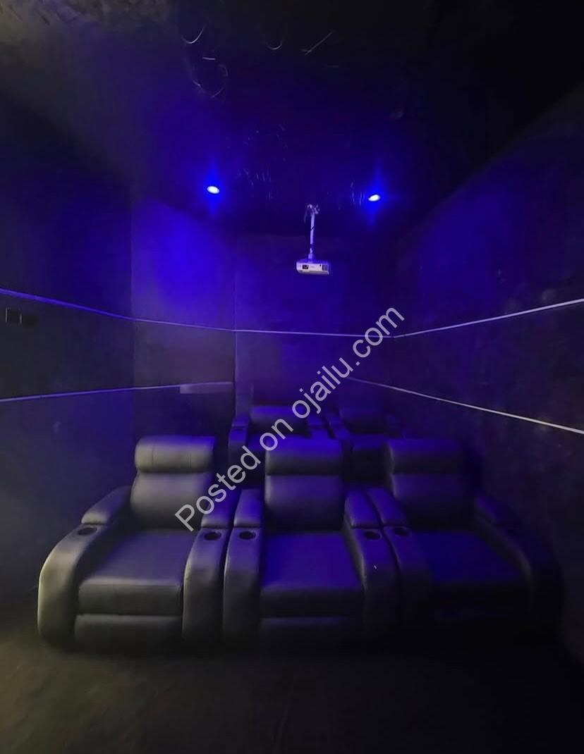 Elegant 5-Bedroom Haven in Prime Lekki