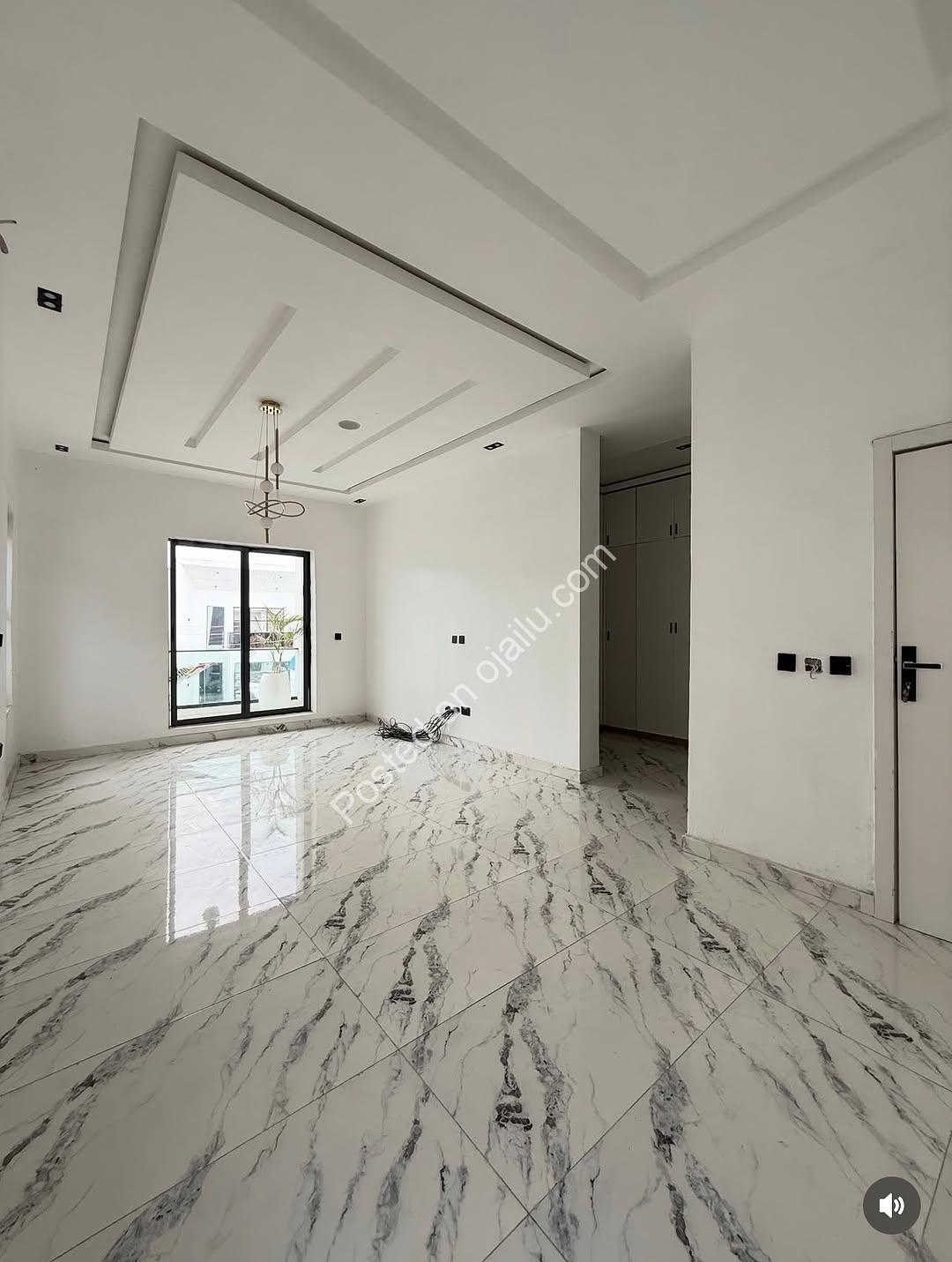 5-Bedroom Masterpiece in Lekki’s Premier Estate