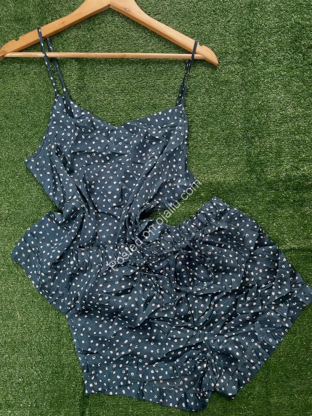 Lagos Thrift Store: Your Style, Your Price!