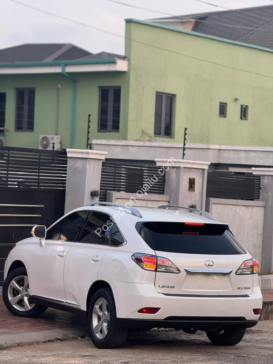 Affordable Luxury: 2011 Lexus RX350, Ready to Own