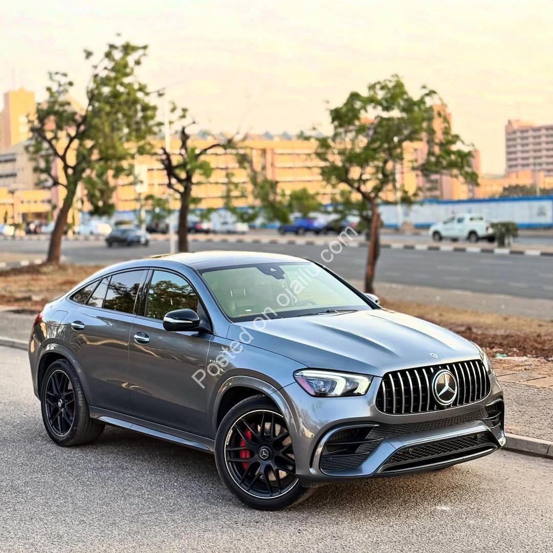 Luxury Unleashed: 2021 AMG GLE63s V8 Beast