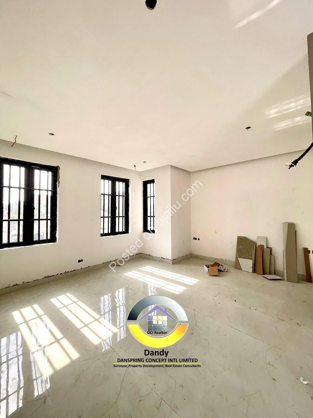 Elevator Apartment with BQ & Rooftop Terrace in Ikoyi