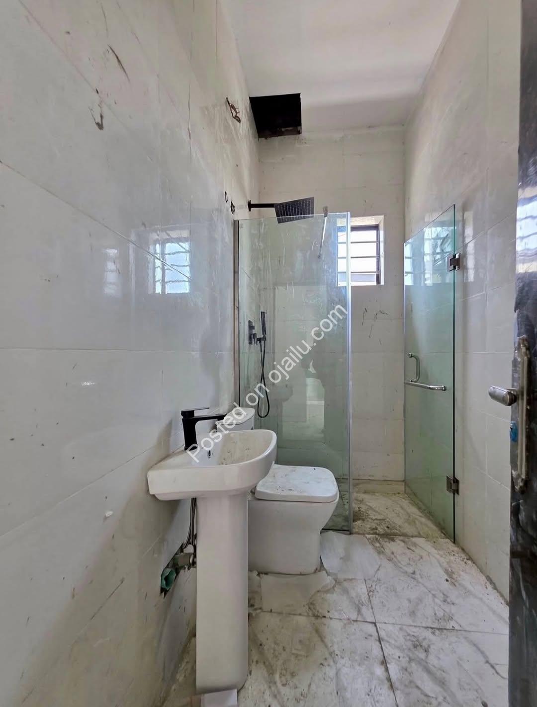 Move-In Ready 4BR Duplex with BQ in Lekki