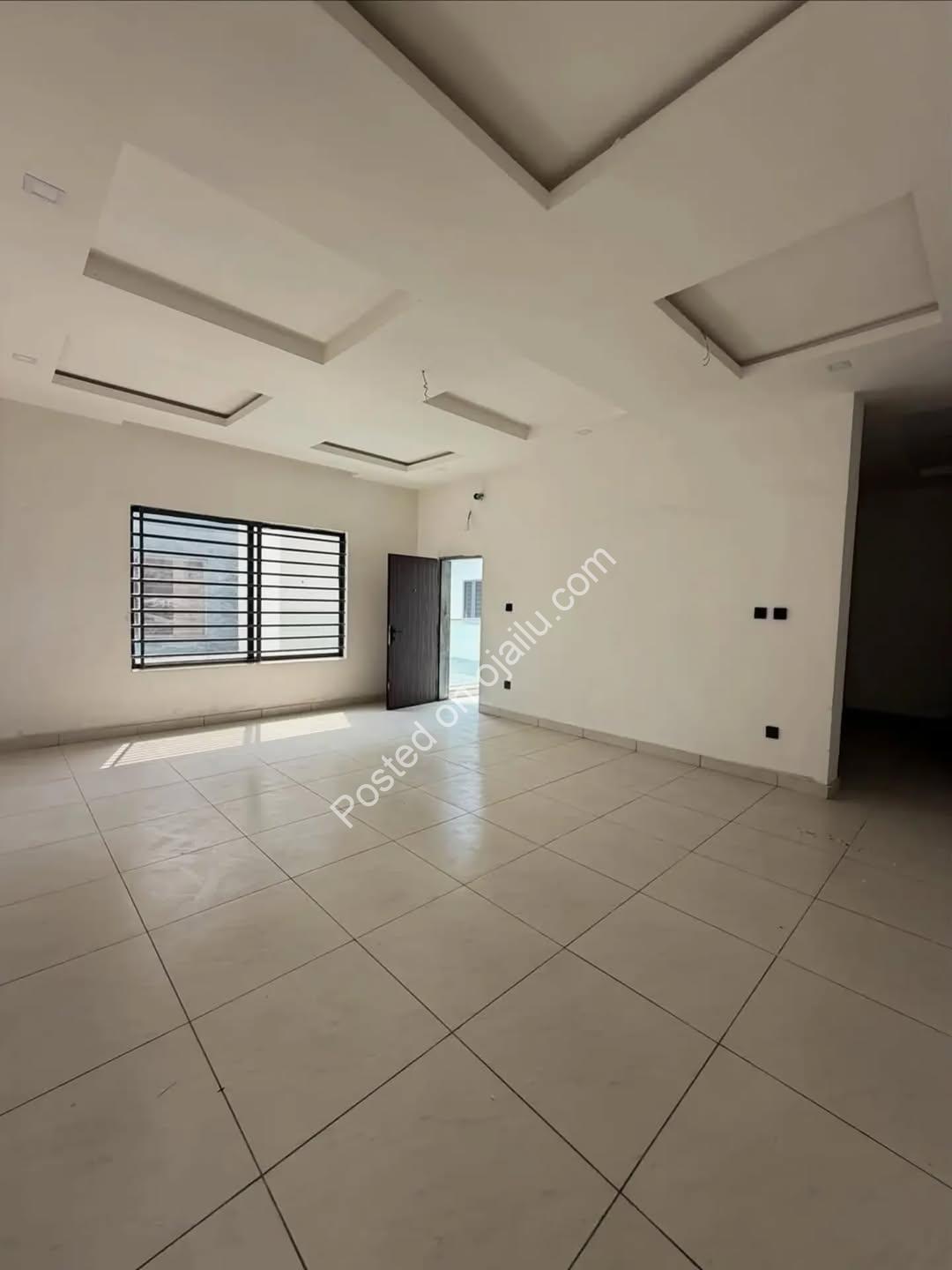 Exquisite 5-Bedroom Haven in Orchid Lekki