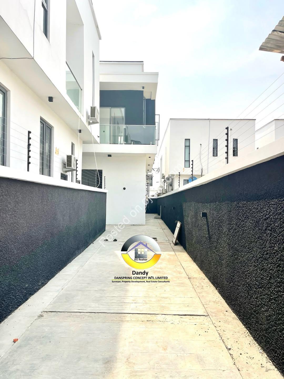 Lekki’s Newest 4-Bedroom Haven: Luxury & Tech