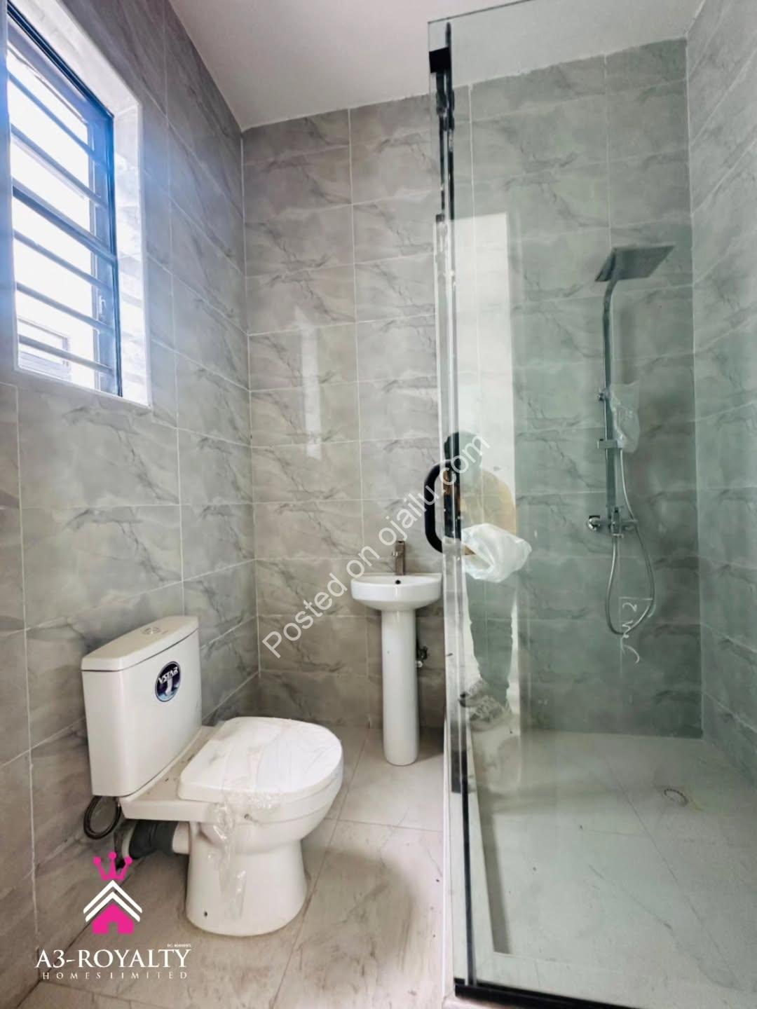 Move-In Ready 4BR Duplex in Gated Lekki Estate