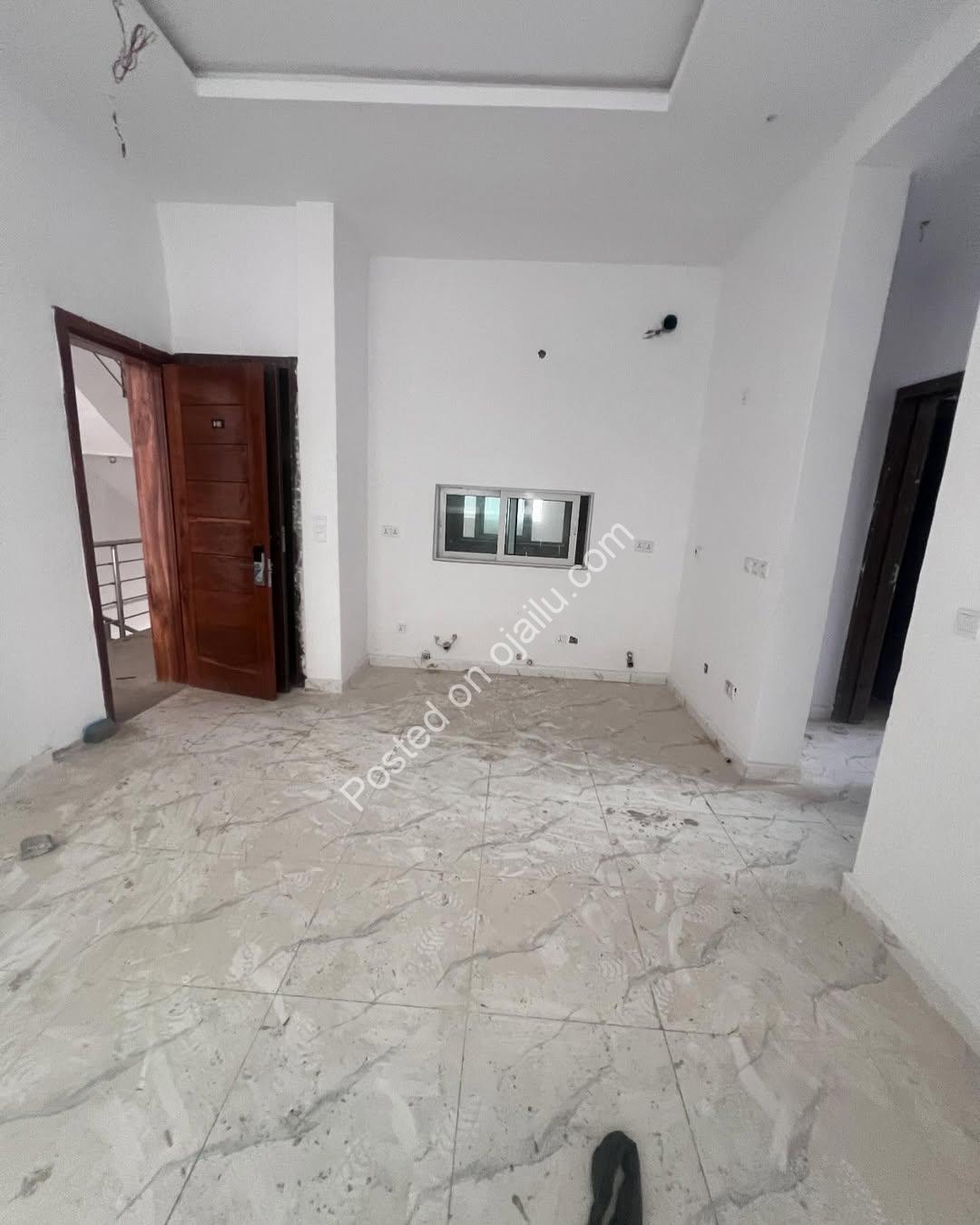 Lekki’s Finest: 2-Bed Ensuite Haven in Prime Ikate