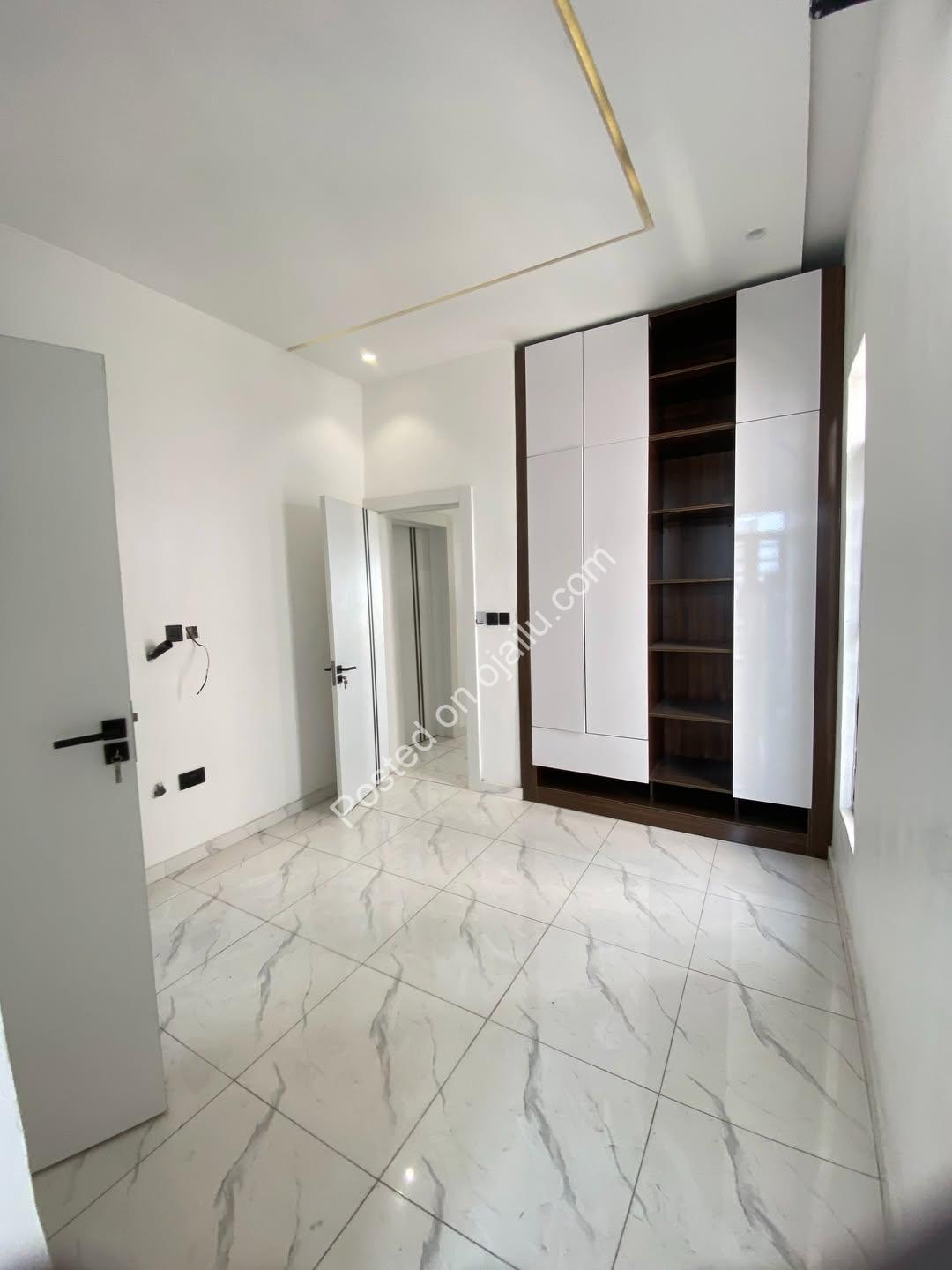 Serene 4-Bedroom Duplex with BQ in Prime Lagos