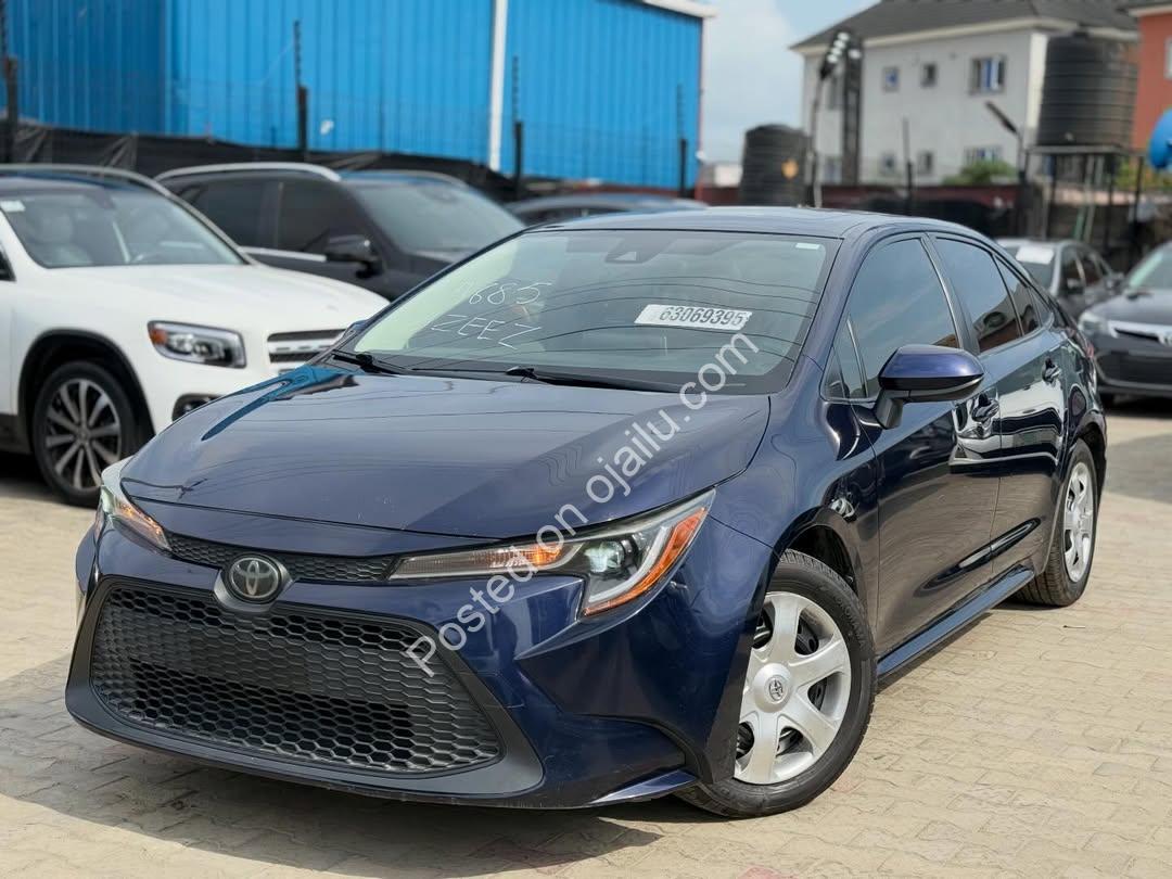 2012 Lexus RX350: Panoramic Luxury, Accident-Free, Ready Now