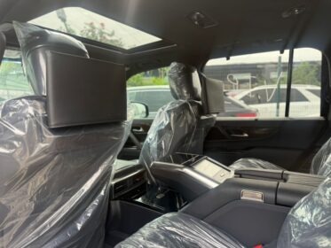 Luxury 2019 GLC300 Coupe: Full Option