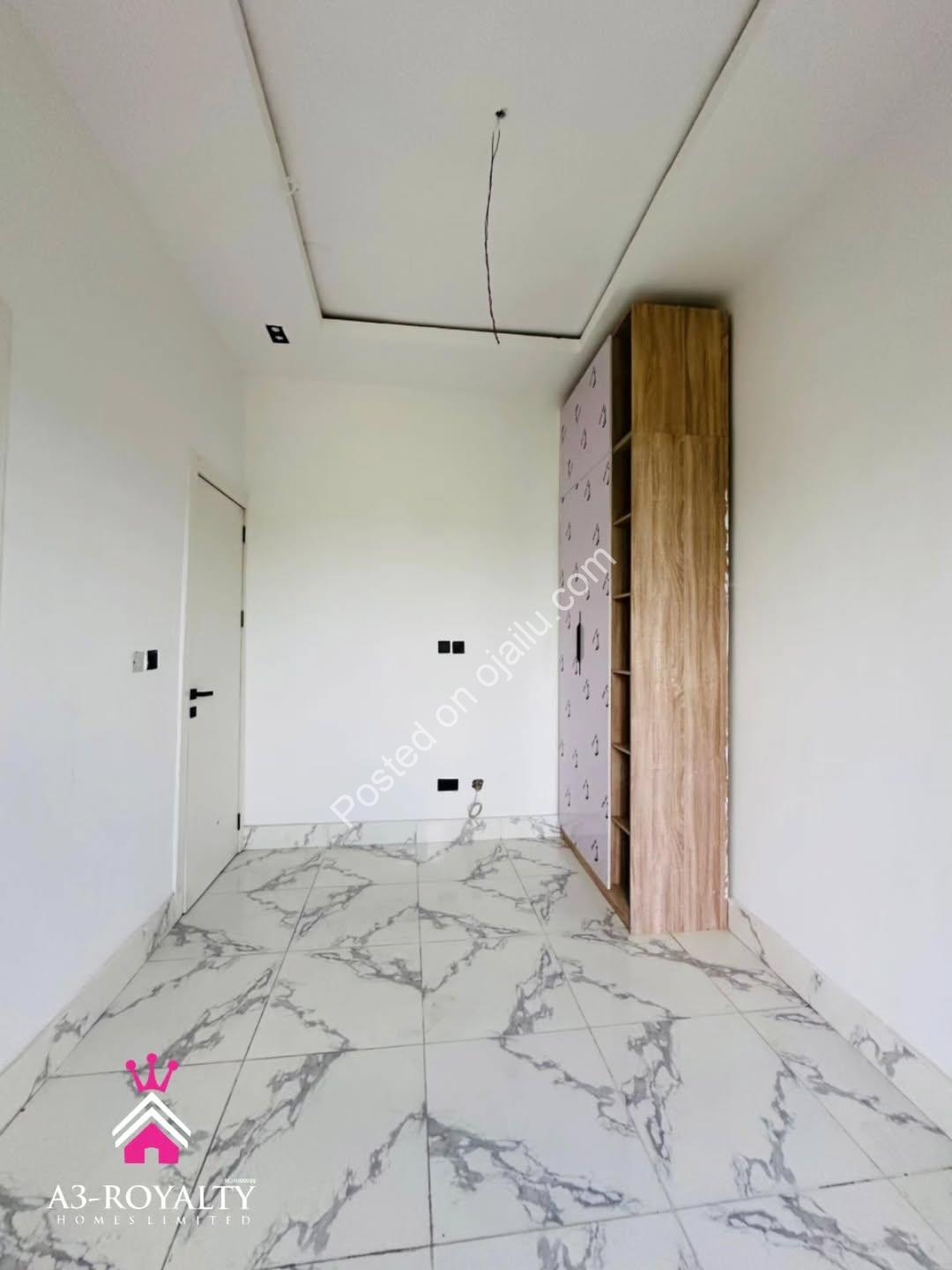 Dream Home in Gated Lekki: 4-Bed Duplex, Move-In Ready