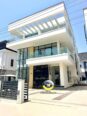 Opulent 5-Bed Duplex with Pool, Cinema & Rooftop Terrace