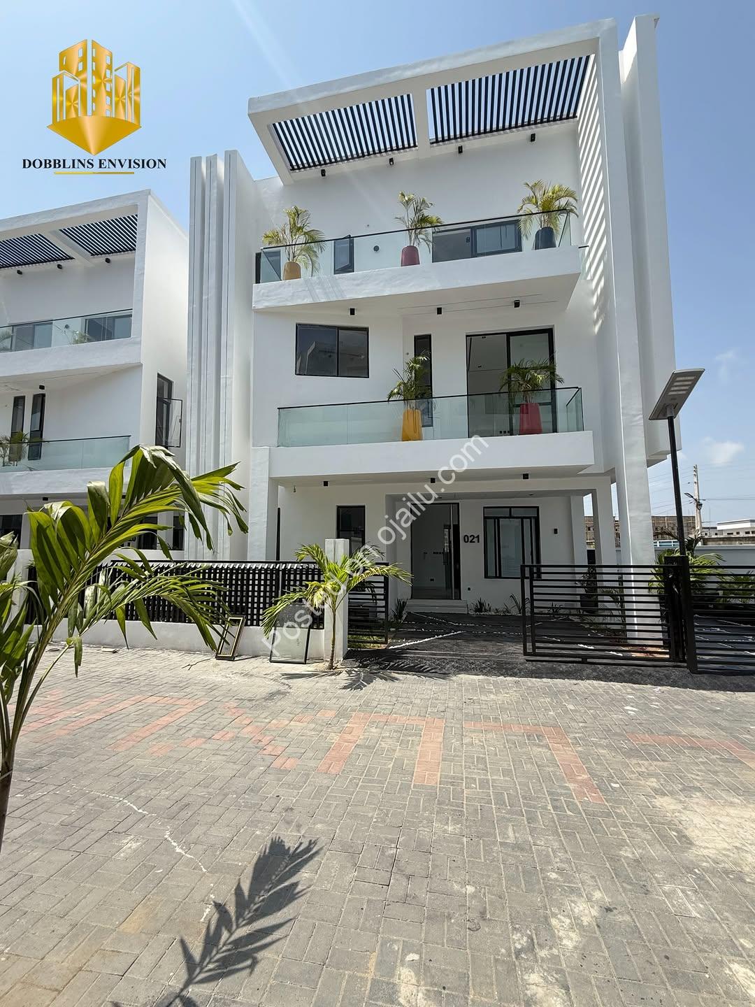 Lekki’s Ultimate 5-Bedroom Estate Haven