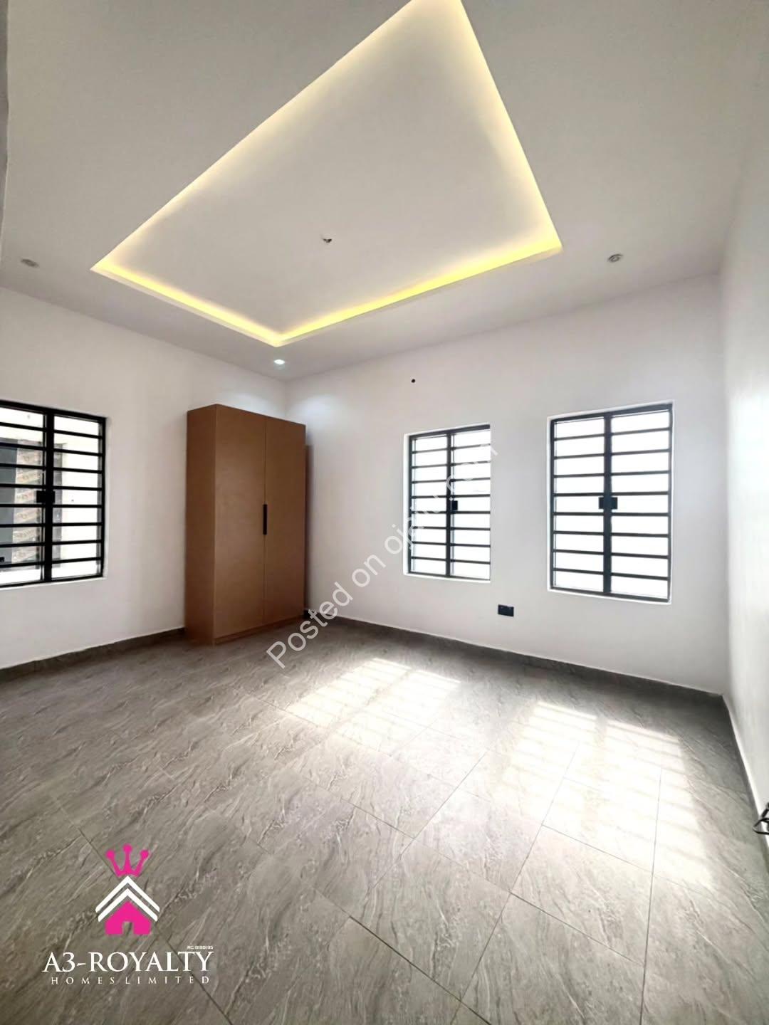 Jumbo Payment Plan! Spacious Detached Duplex in Lekki