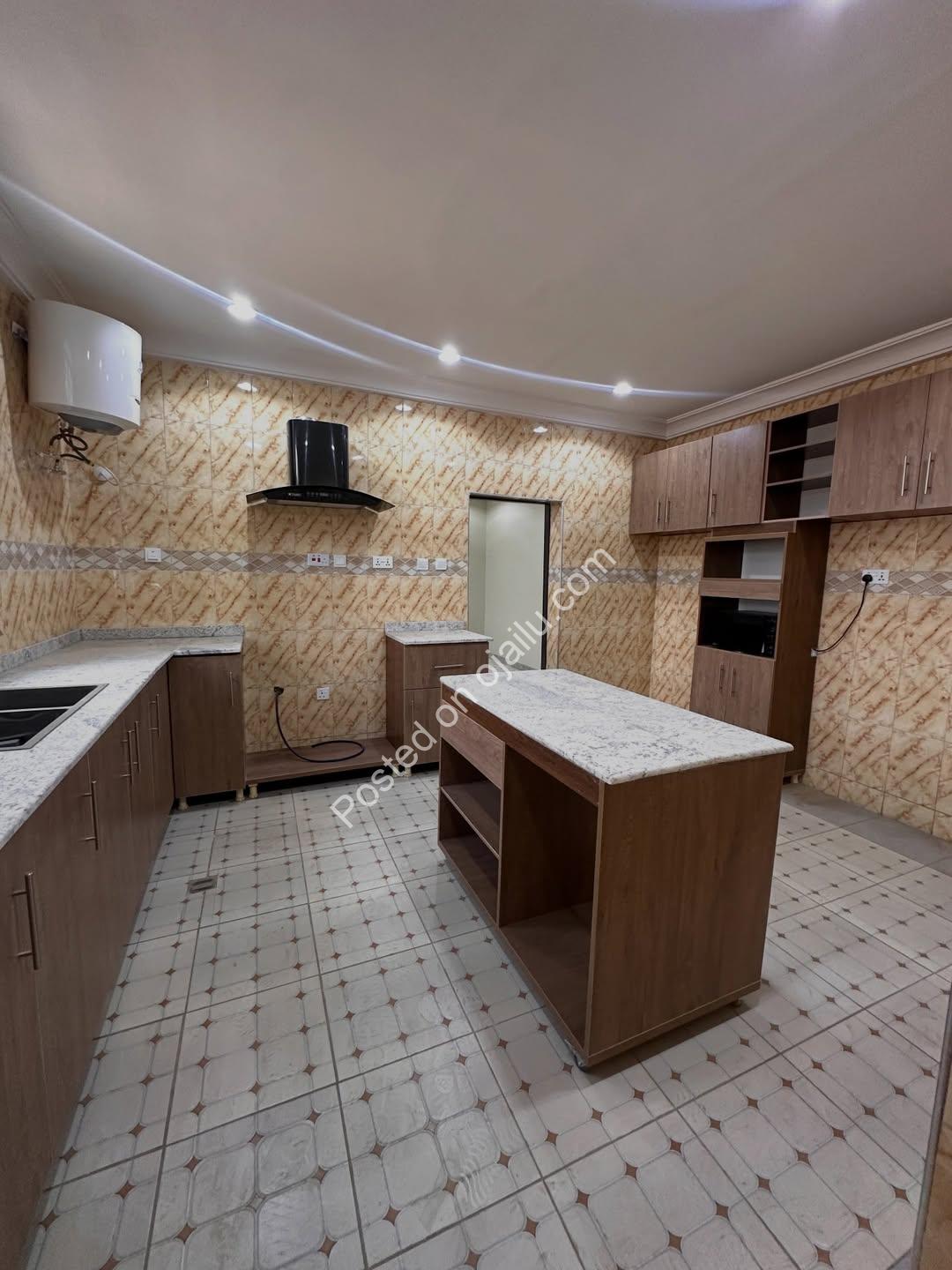 Brand New 3BR with BQ & En-suites in Serene Jahi