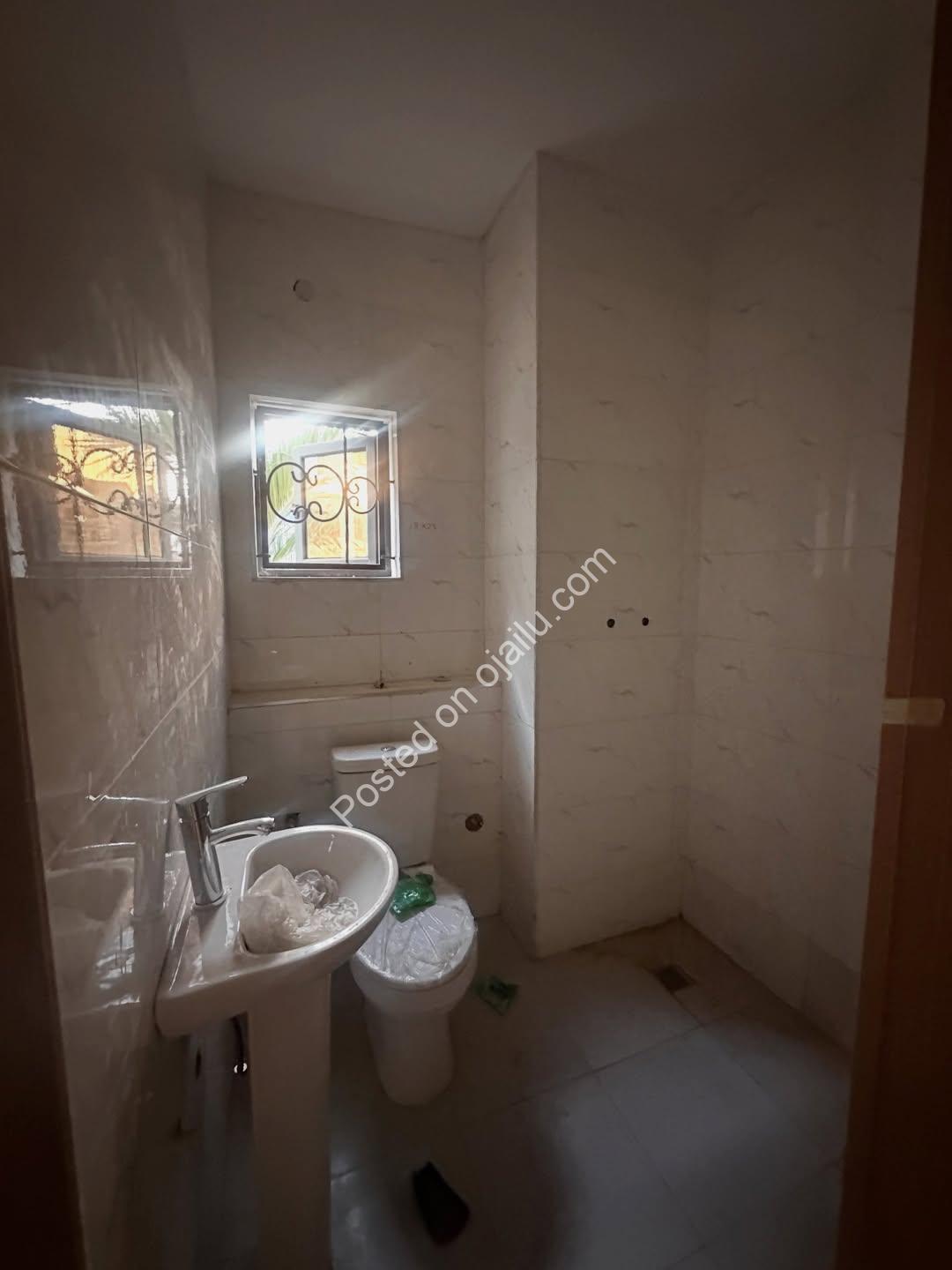 Brand New 2-Bed Haven in Serene Jahi