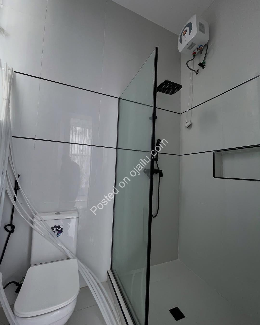 Exclusive Ikota Estate: 5-Bedroom Haven with Pool & Jacuzzi