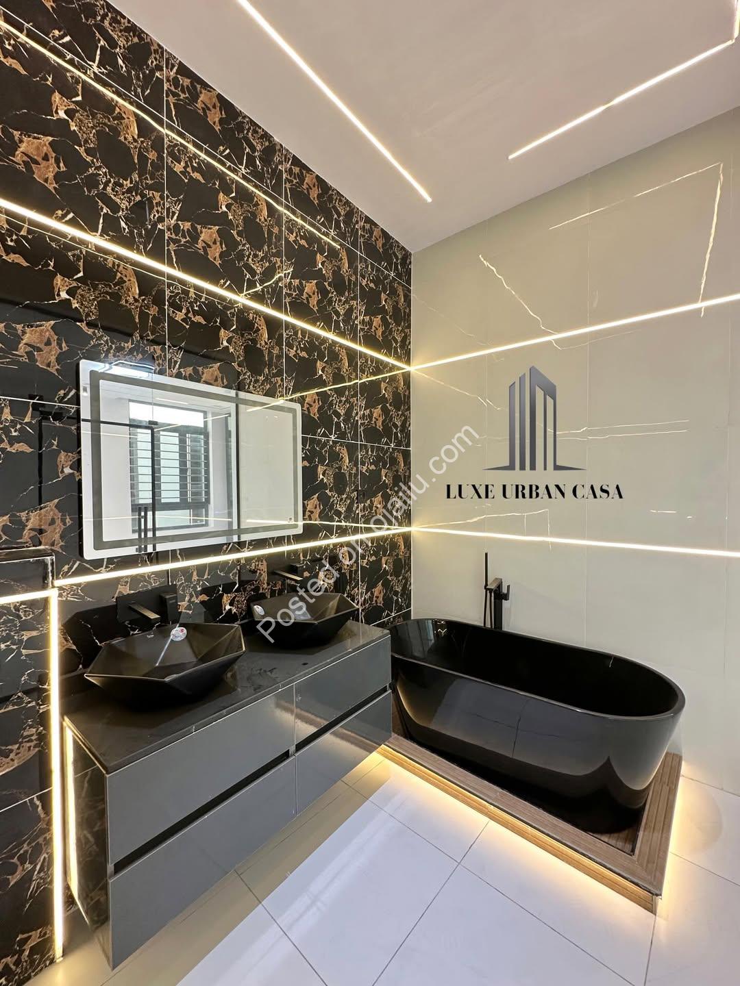 5-Bed Chevron Haven: Pool, Luxury & Security