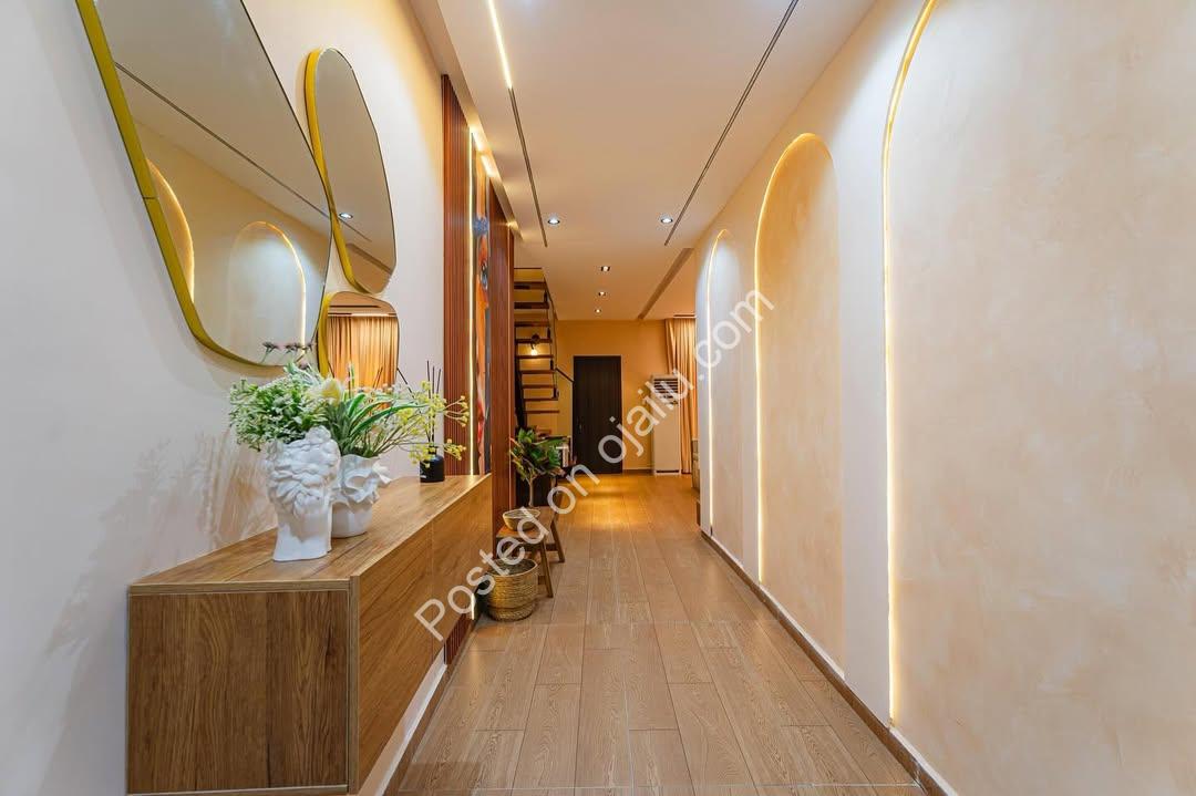 Serene Smart Home with Balcony & PS5 in Lekki