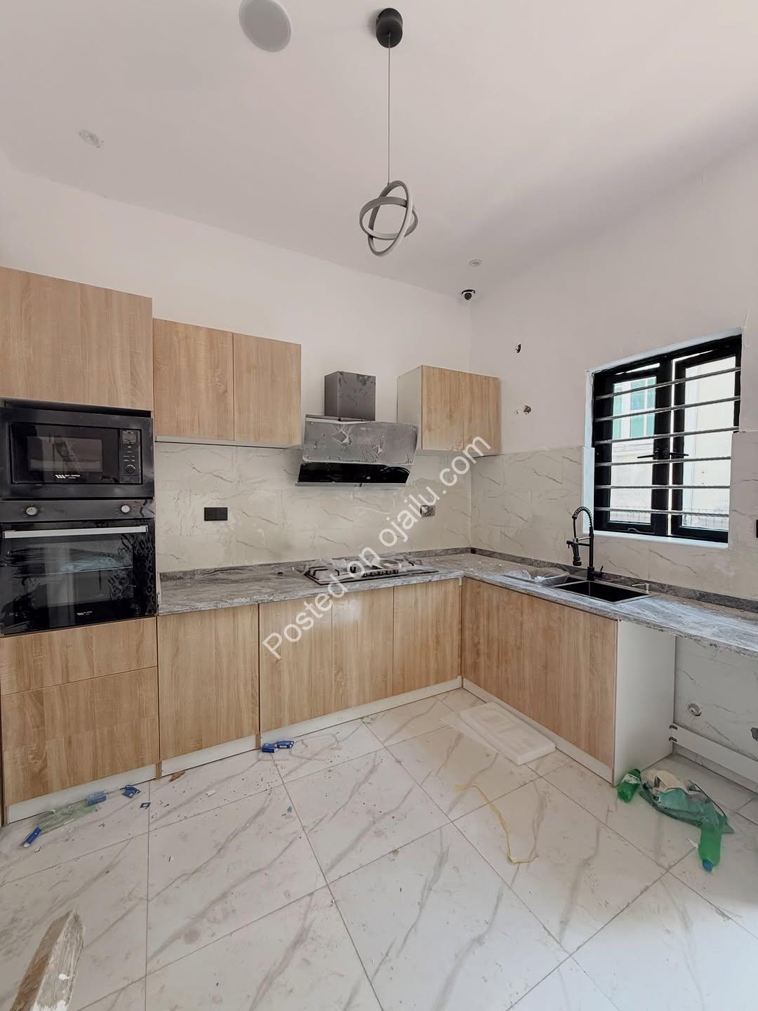 Move-In Ready 3BR Terrace Duplex in Prime Lekki