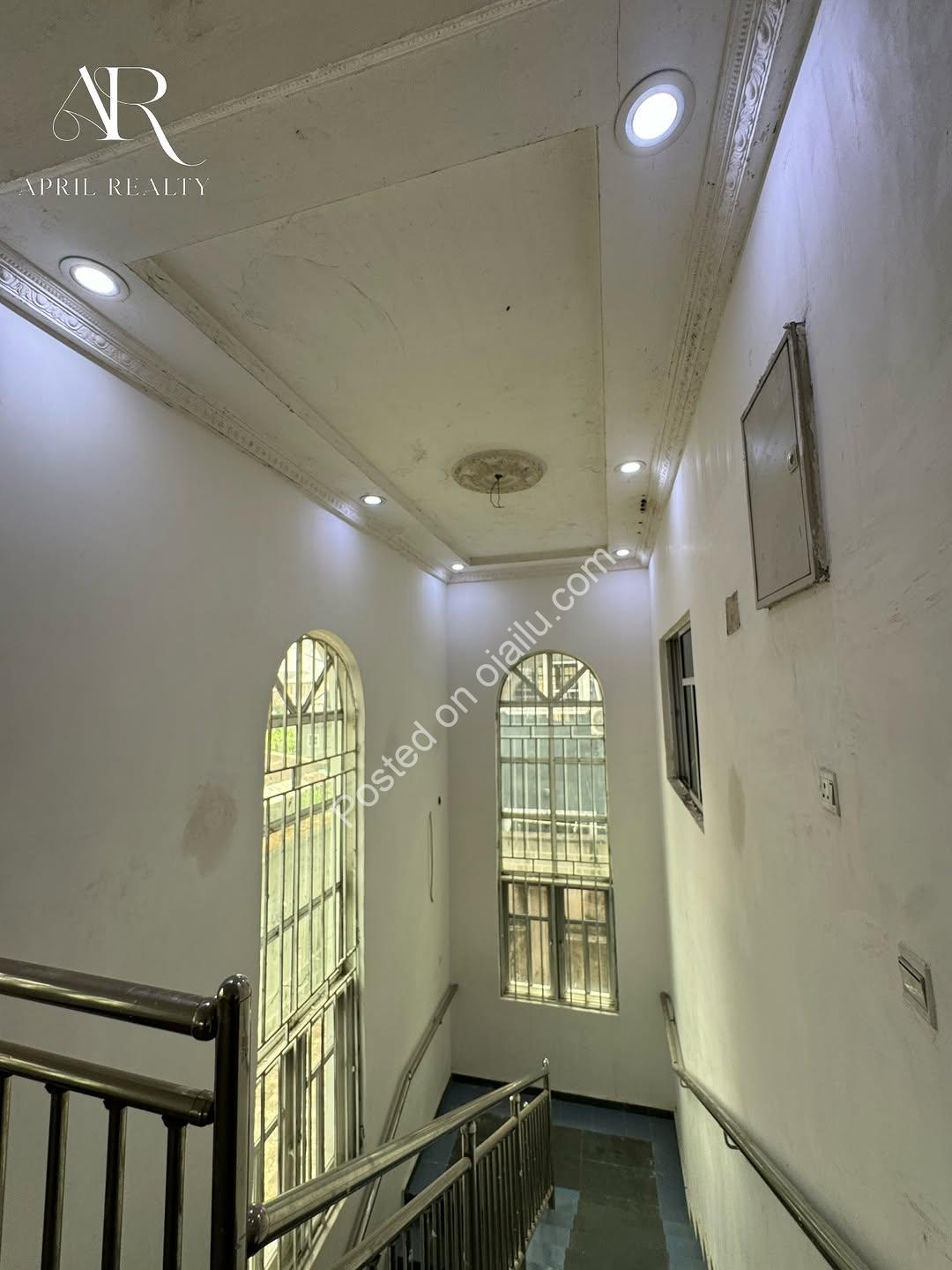 Stadium Road’s Premier 4-Bedroom Duplexes