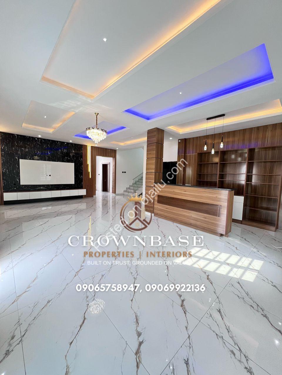 Elegant 5-Bed Duplex with Pool & Cinema in Ajah