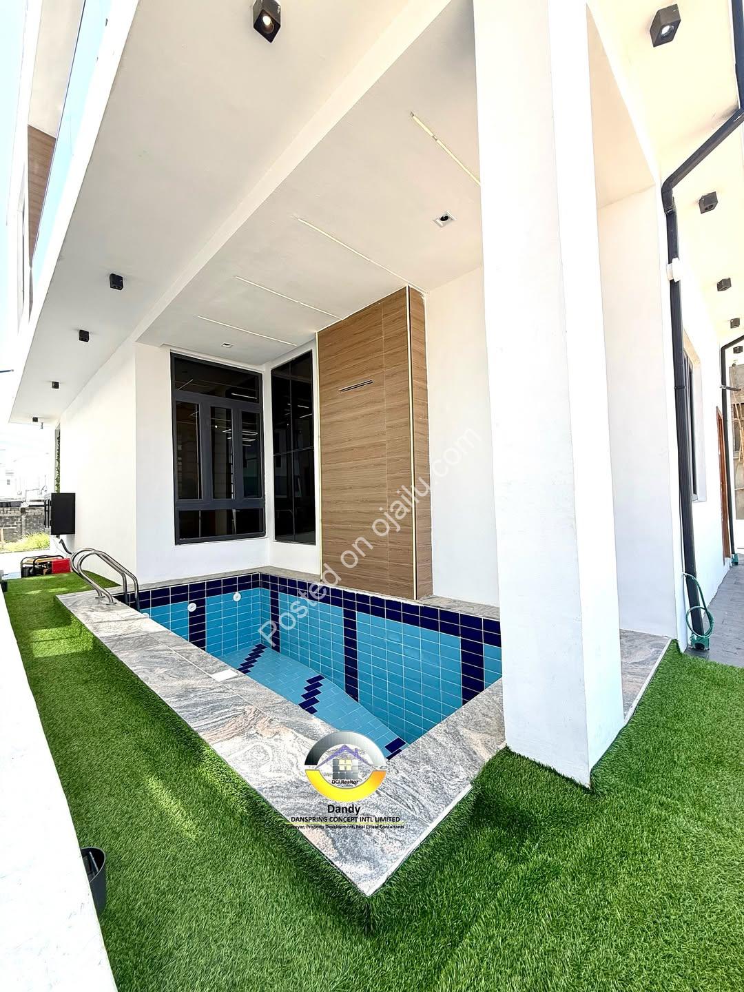 Fully Automated 5-Bedroom Haven with Pool in Lekki