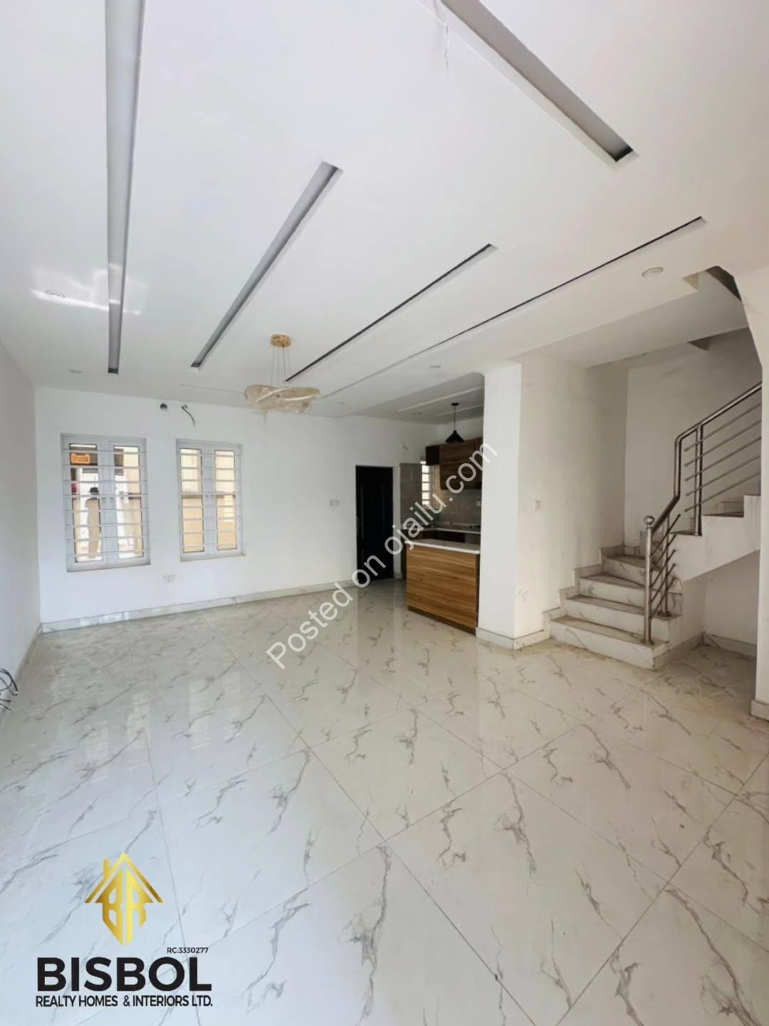 Move-In Ready 3BR Terrace Duplex in Gated Estate