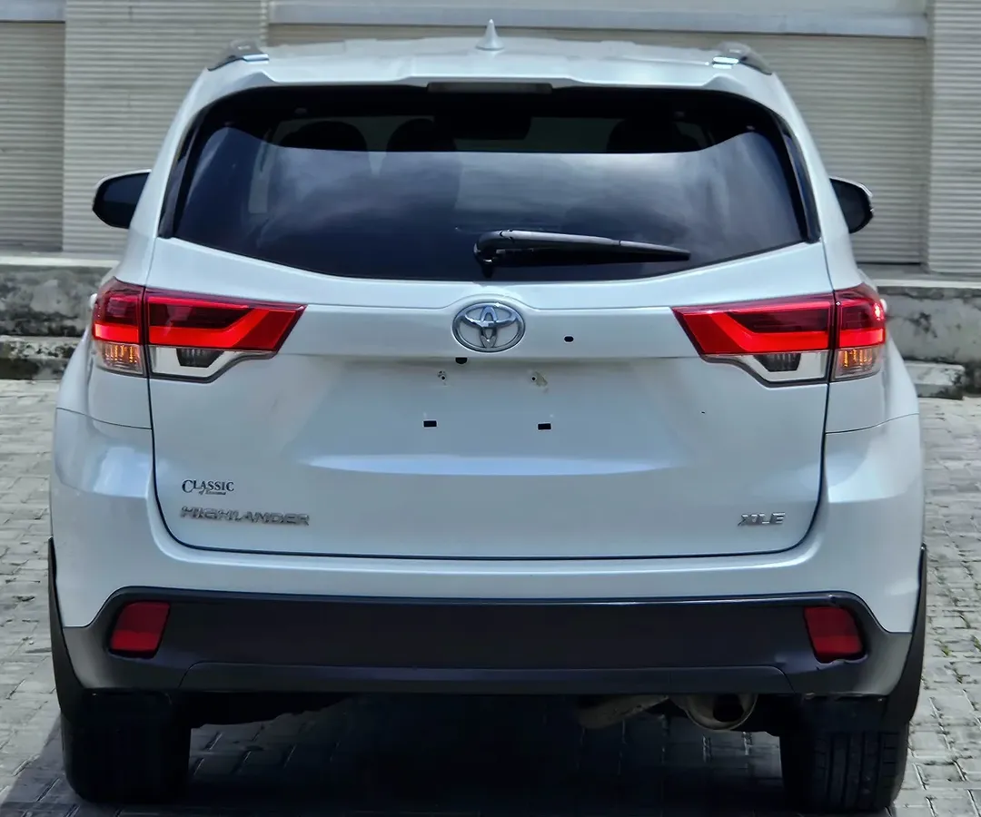 2008 Lexus ES350: Low-Mileage Luxury, Accident-Free